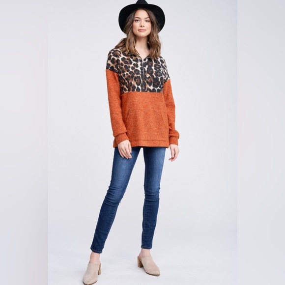 NWT White Birch Long Sleeve Cheetah Print Quarter Zip Pullover Sweater, Rust - Picture 7 of 8